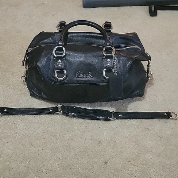 Black Leather Coach Bag. - Picture 4 of 12